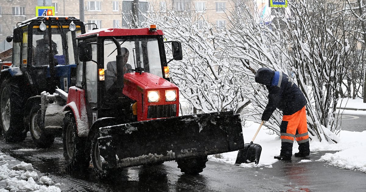 Зима в Москве: готовность к снегопадам и меры безопасности Зима в Москве: готовность к снегопадам и меры безопасности