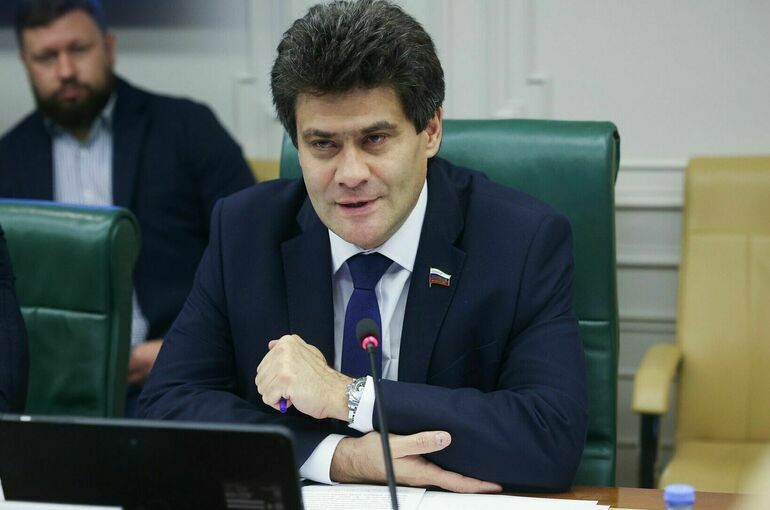 Александр Высокинский выступил с инициативой по повышению привлекательности работы в сфере ЖКХ