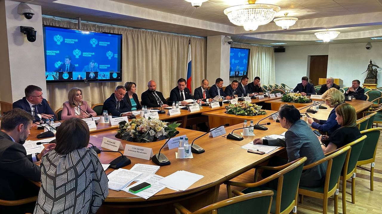 Государственная Дума рассмотрит важные законопроекты в сфере строительства и ЖКХ Государственная Дума рассмотрит важные законопроекты в сфере строительства и ЖКХ
