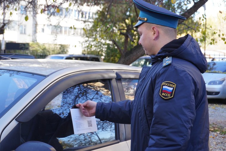 Судебные приставы Свердловской области заблокировали 56 автомобилей за долги