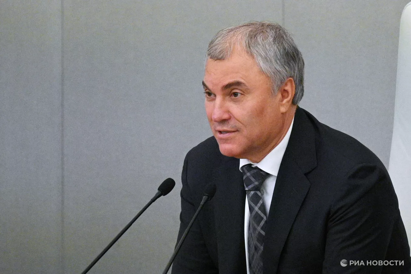 Спикер Госдумы в соцсетях поинтересовался мнением россиян о проблеме замены лифтов Спикер Госдумы в соцсетях поинтересовался мнением россиян о проблеме замены лифтов