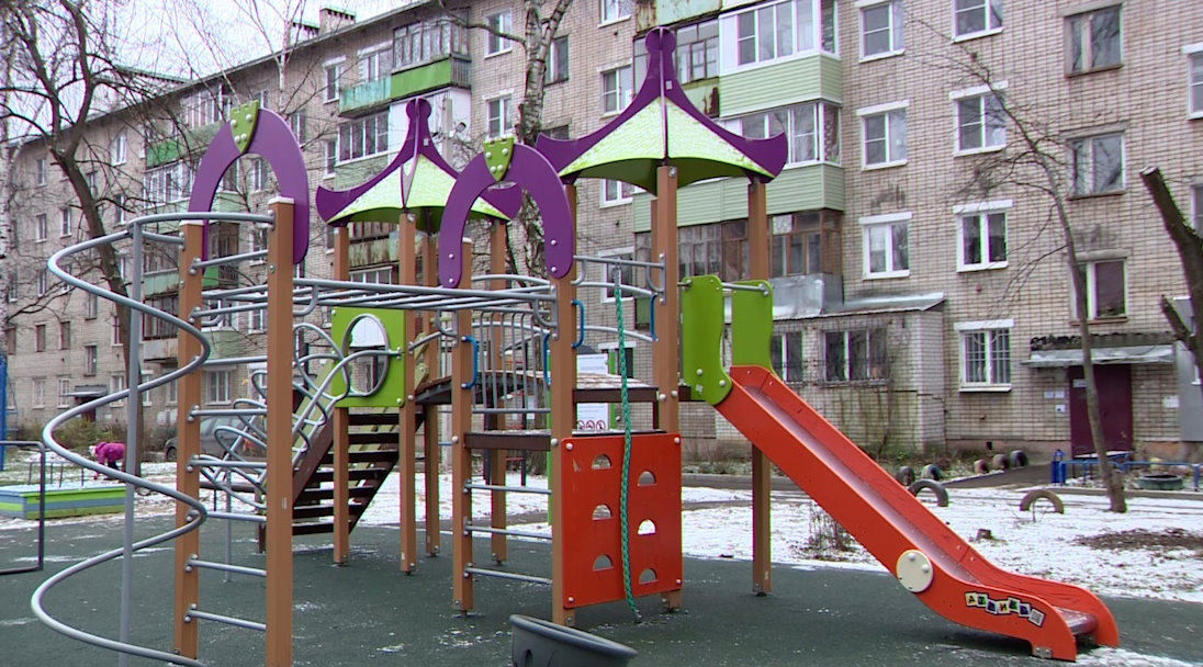 В Ярославской области в 2024 году благоустроят 218 дворов В Ярославской области в 2024 году благоустроят 218 дворов