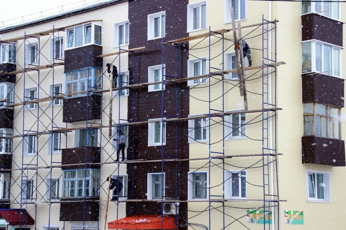 В Москве до конца года отремонтируют около 900 фасадов жилых домов
