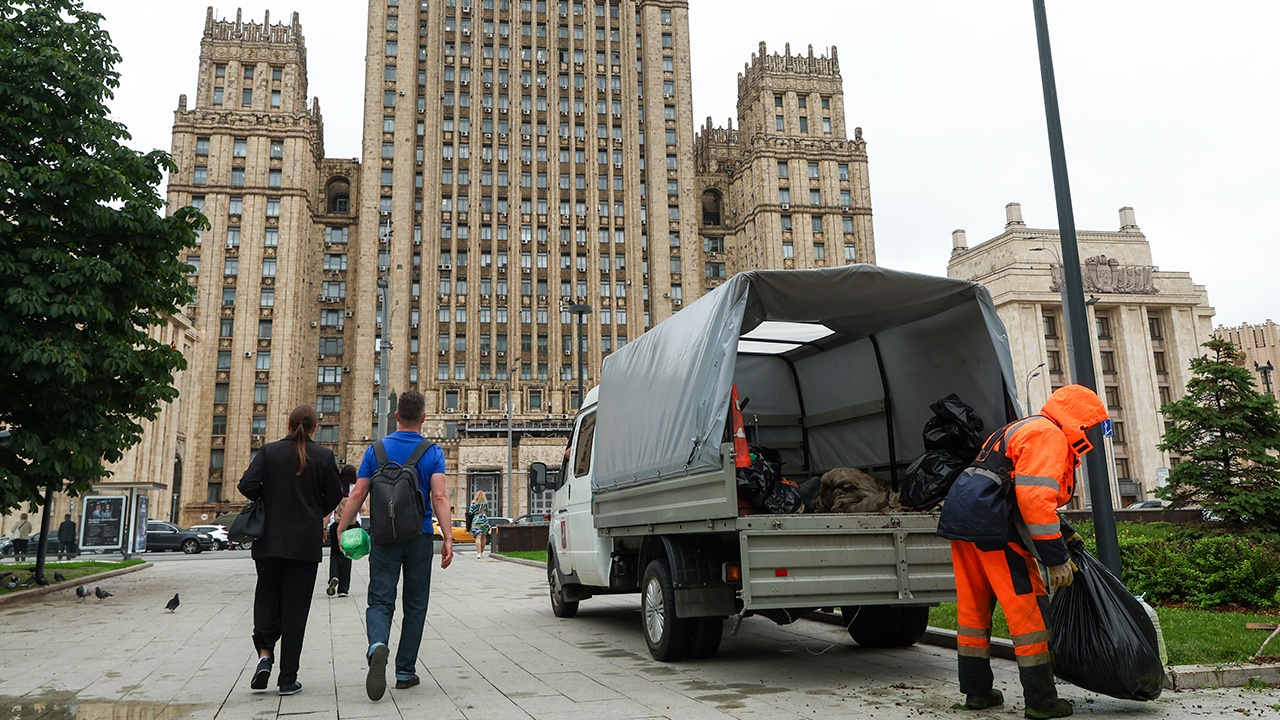 В Москве усилят контроль за вывозом отходов в праздничный период В Москве усилят контроль за вывозом отходов в праздничный период