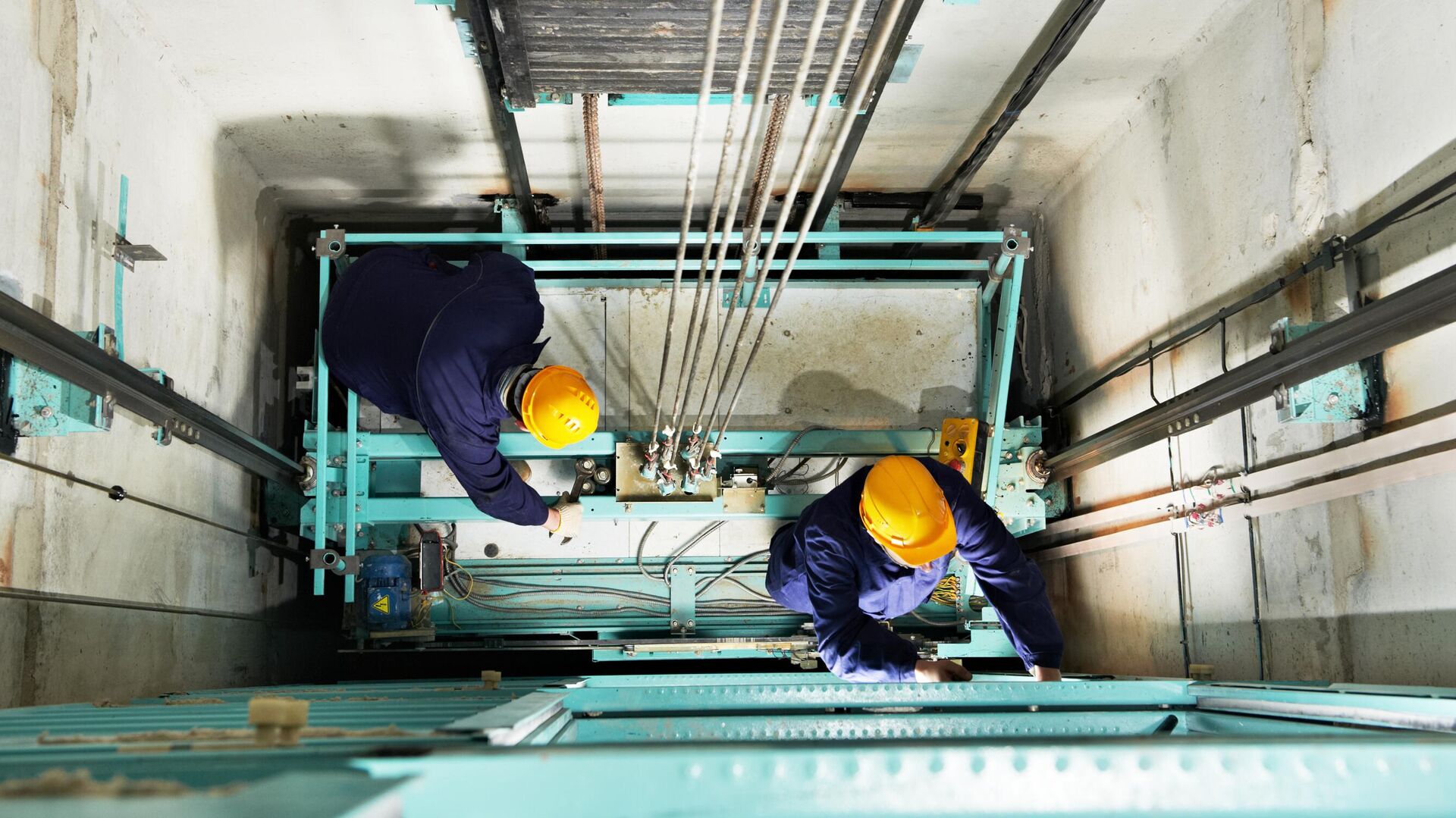 Операторы капремонта смогут заключать спецконтракты с инвестициями