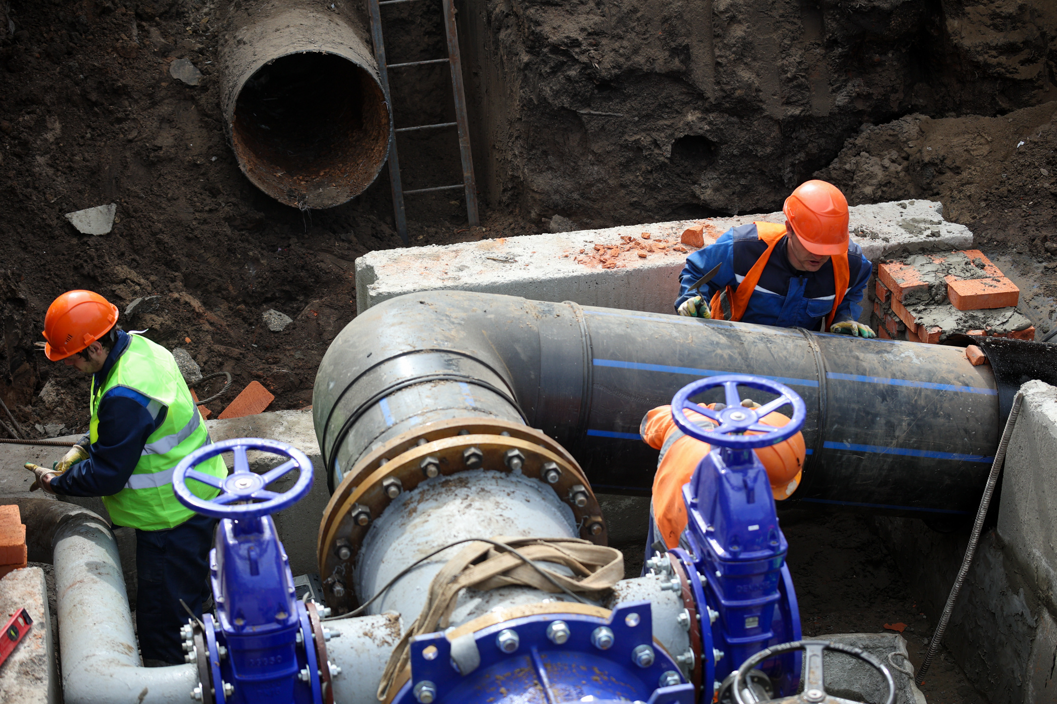 Ветхие металлические трубы уступают место стеклопластиковым в сетях ЖКХ Татарстана