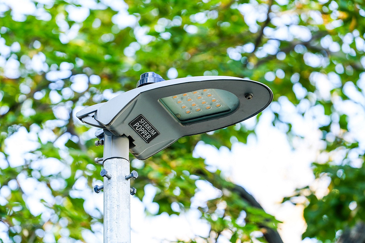 В Москве установили 85 тыс. «умных» фонарей в 2025 году