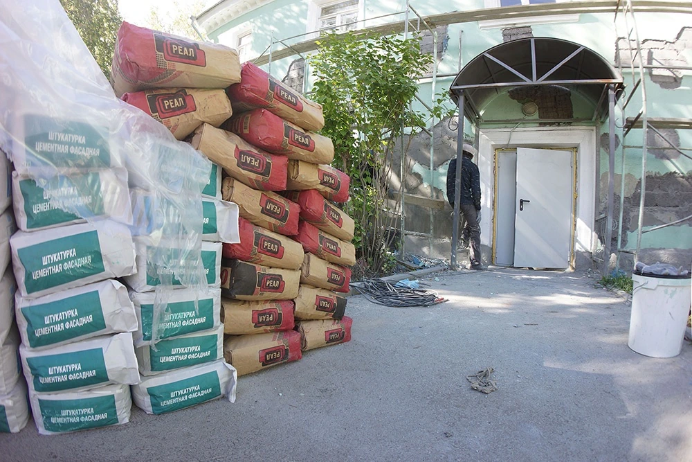 Суханов о проблемах проведения капитального ремонта жилых домов в Свердловской области