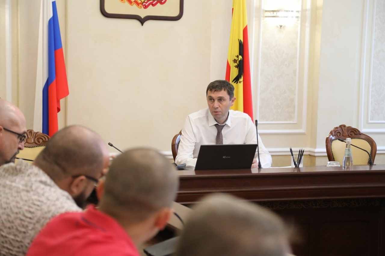 В администрации Воронежа обсудили ход подготовки к отопительному сезону в связи с уходом ПИК-Комфорт В администрации Воронежа обсудили ход подготовки к отопительному сезону в связи с уходом ПИК-Комфорт