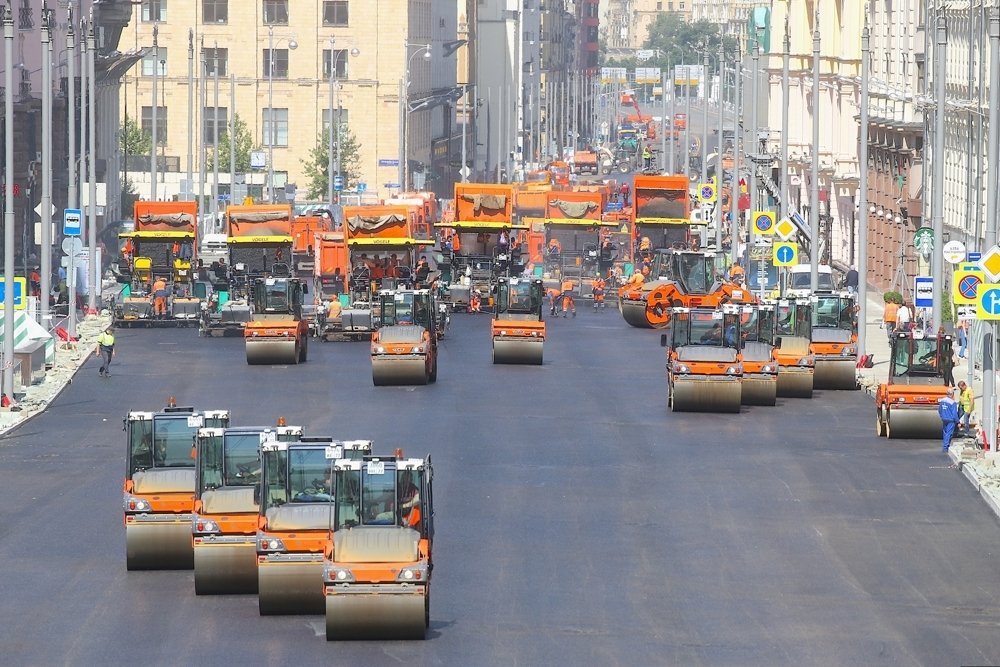 Новое асфальтовое покрытие уложили на Таганской улице в центре Москвы