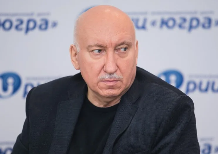 Александр Тарасенко принял участие в совещании по вопросам ЖКХ в Нягани