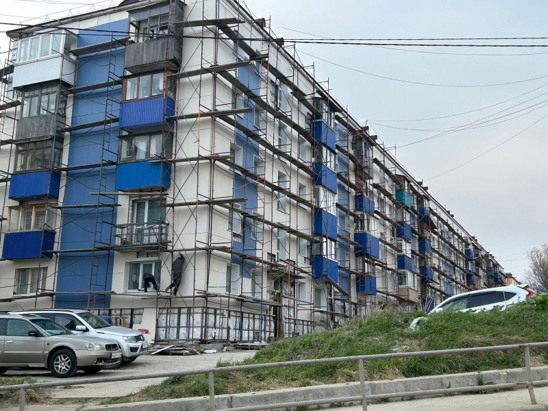 В Сахалинской области капитально отремонтируют более 500 жилых домов В Сахалинской области капитально отремонтируют более 500 жилых домов