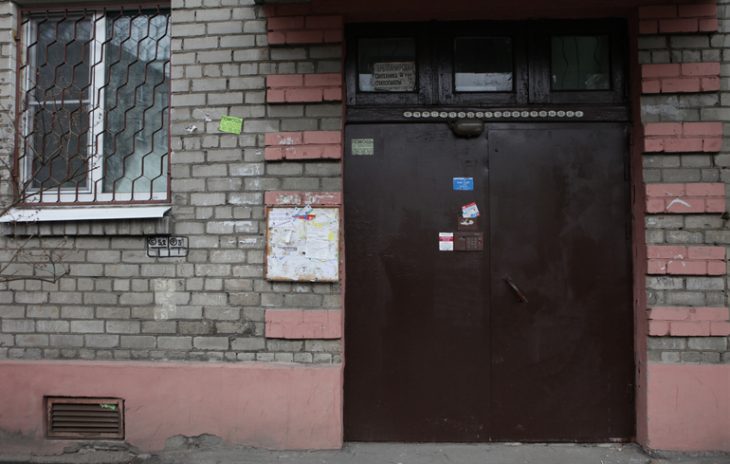 Депутат Колунов предлагает вернуться к установке стальных дверей в подъездах по всей России