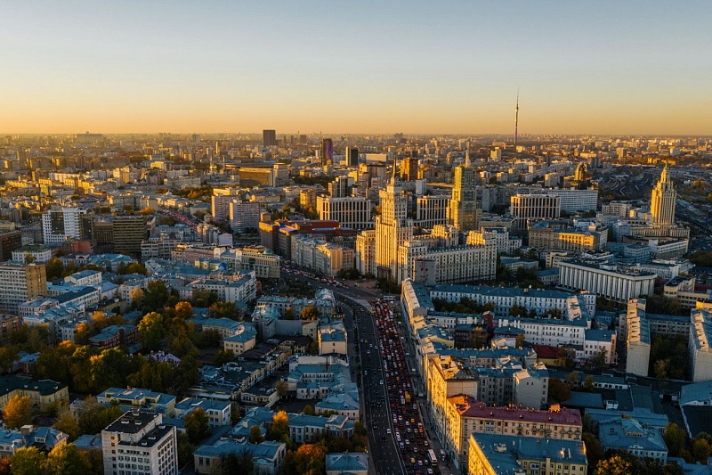 В Москве выполнено 80% работ по капитальному ремонту крыш многоквартирных домов