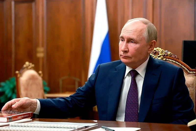 Президент России обсудил с главой ДНР проблемы аварийного жилья и водоснабжения