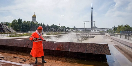 В Москве стартовала сезонная промывка фонтанного комплекса «Годы войны» на Поклонной горе