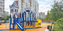 В трех районах Москвы обустроили тематические игровые площадки
