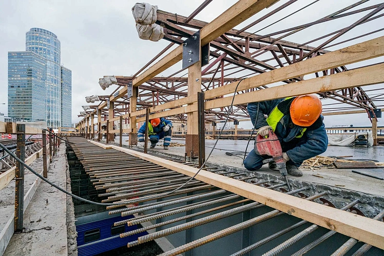 В Москве завершили капитальный ремонт Краснопресненского путепровода