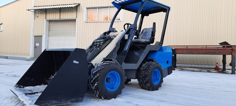 В Санкт-Петербурге презентовали новую коммунальную машину