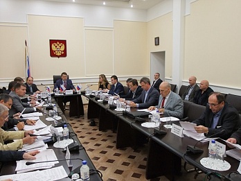 В Минстрое России обсудили безопасность и обслуживание лифтов