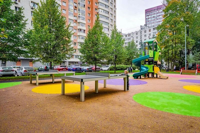 Шахматы и пинг-понг в московских дворах — новые пространства для настольных игр