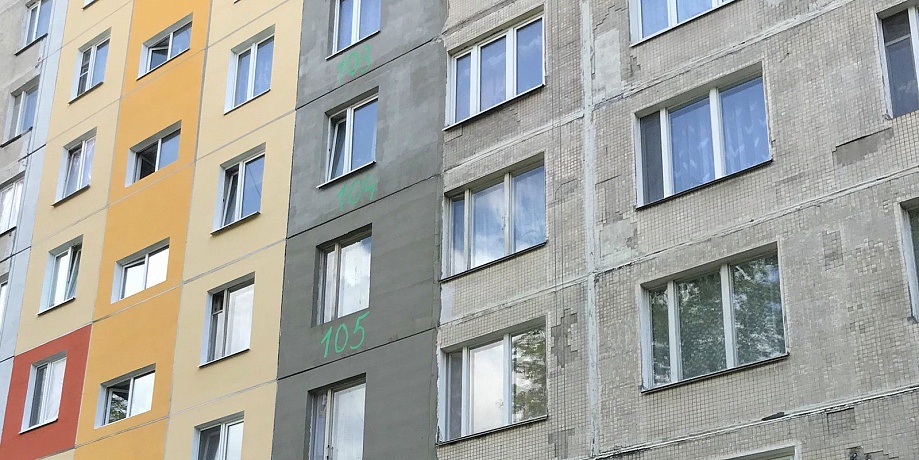 С начала года в Москве обновили фасады более 700 многоквартирных домов