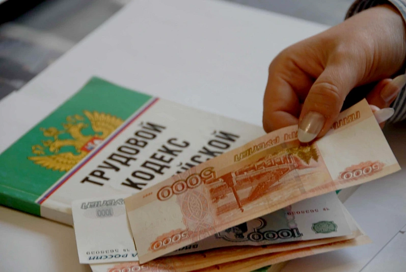 Прокуратура Свердловской области добилась погашения задолженности по зарплате работникам ЖКХ