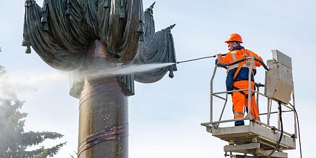 В Москве после зимы промоют более 2 тыс. инженерных сооружений 