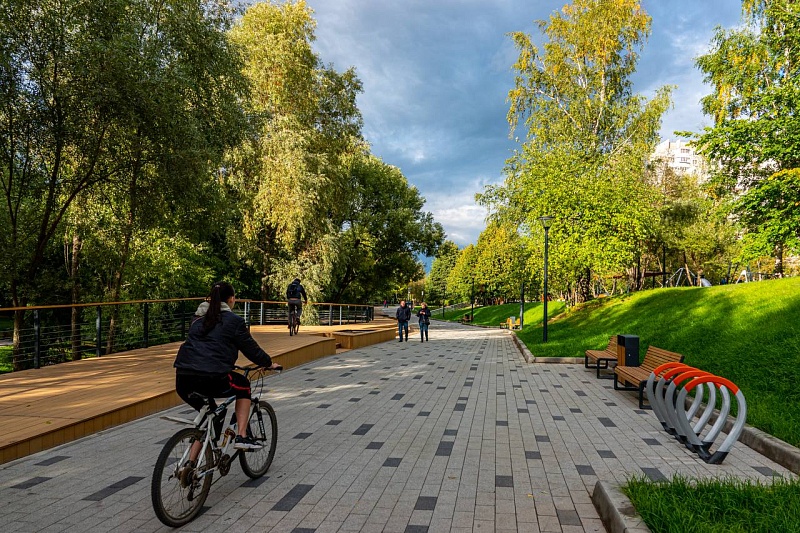 В Москве специалисты Комплекса городского хозяйства обновят более 200 зон отдыха