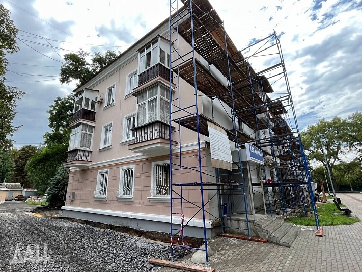В ДНР и ЛНР продолжат капитальный ремонт многоквартирных домов