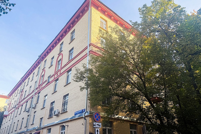 В доме на улице Маршала Бирюзова в столице завершают капитальный ремонт