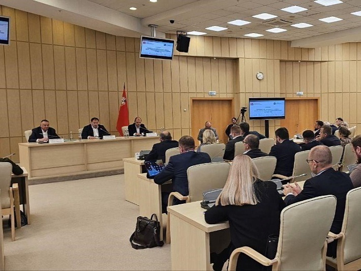 МинЖКХ Подмосковья планирует увеличить зарплаты сотрудников аварийных служб