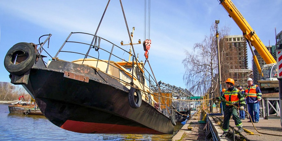 Коммунальный флот Москвы завершает последние приготовления к навигации