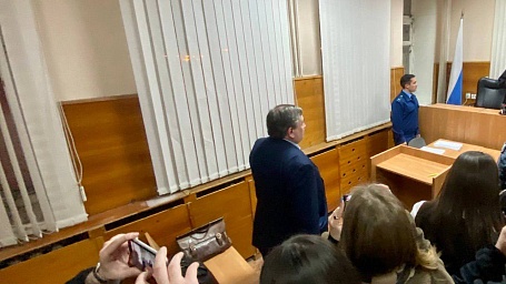 В Екатеринбурге бывший министр ЖКХ получил условный срок за взятку