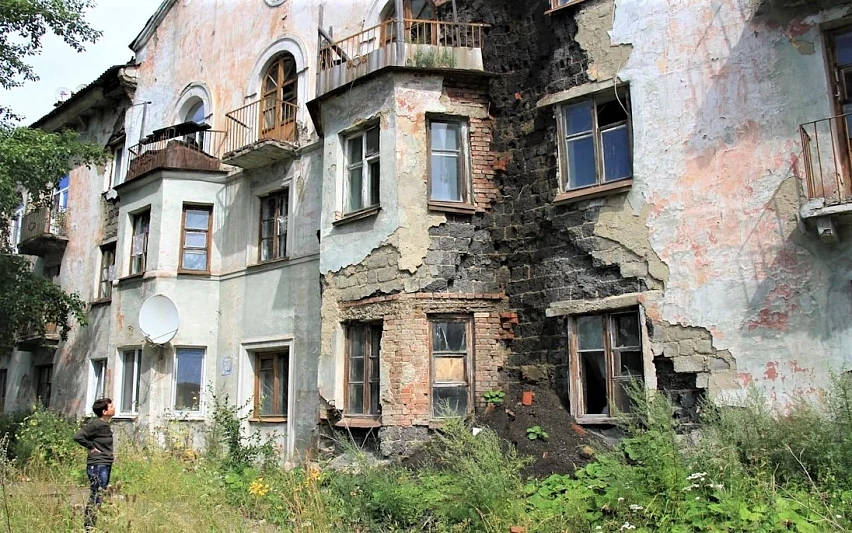 40 млн кв. м. аварийного жилья в России накопится к 2030 году