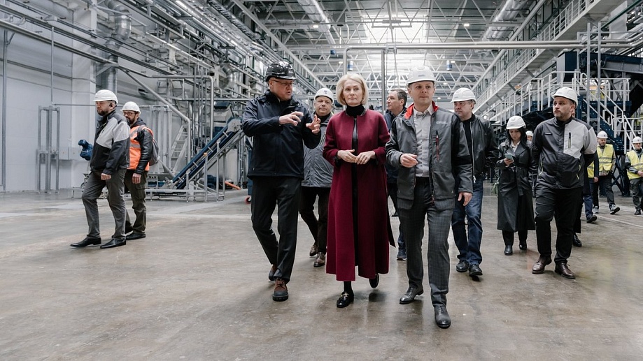 Крупнейший завод полного цикла по переработке пластика открыли в Подмосковье
