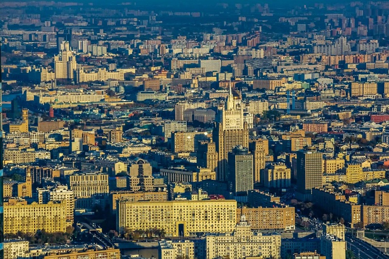 В 2025 году в Москве капитальный ремонт проведен более чем в 1,3 тысячи домов