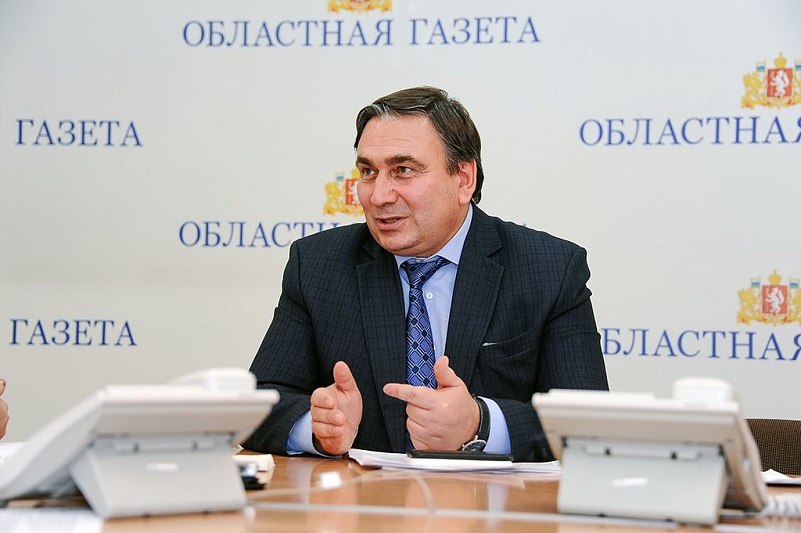 Награждён Министр энергетики и ЖКХ Свердловской области Николай Смирнов
