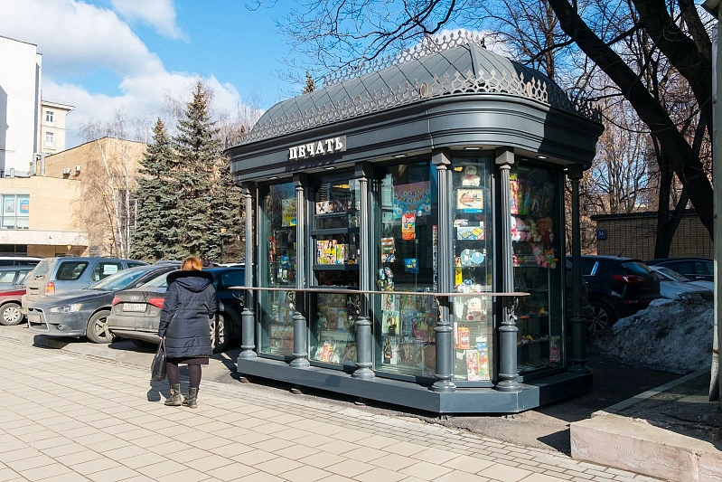 Петербургские депутаты предлагают уравнять правила для ларьков на частных и госземлях