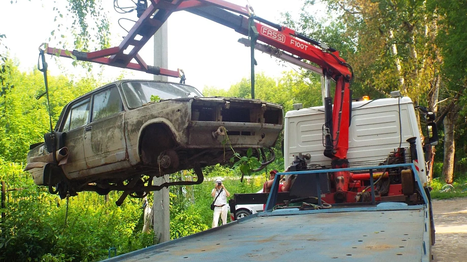 В Москве вывезли на утилизацию более 1,2 тысячи брошенных автомобилей