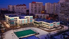 В Москве началась установка архитектурно-художественной подсветки на школьных зданиях
