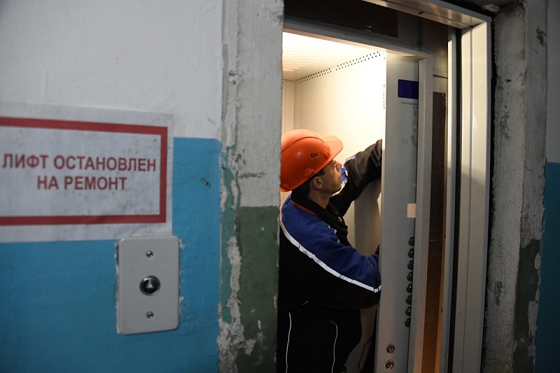 В Ростовской области снизились темпы замены лифтов в многоквартирных домах