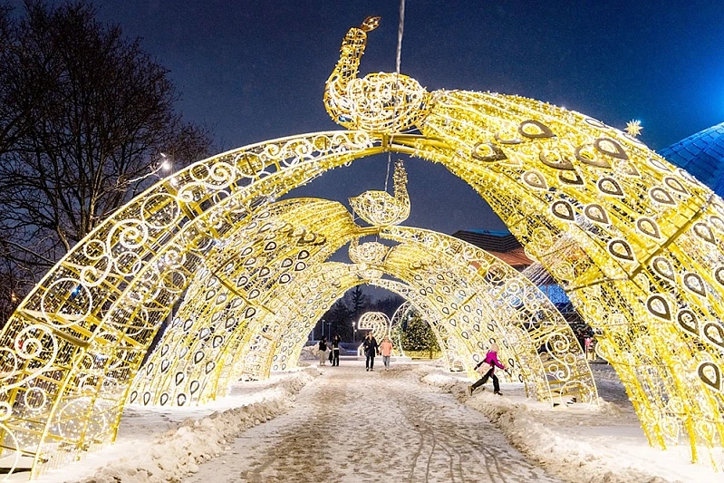 Новогодние световые инсталляции на проспекте Вернадского