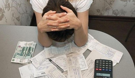 В Якутске мужчине назначили 320 часов обязательных работ за долг по ЖКХ на 32 млн рублей