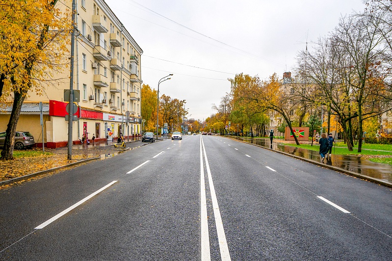 На северо-востоке Москвы обновили покрытие улицы Летчика Бабушкина