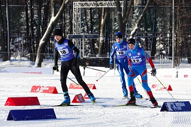 В Юго-Восточном административном округе Москвы проходят соревнования по детскому и юношескому биатлону